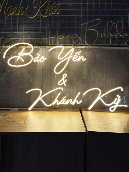Đèn LED neon